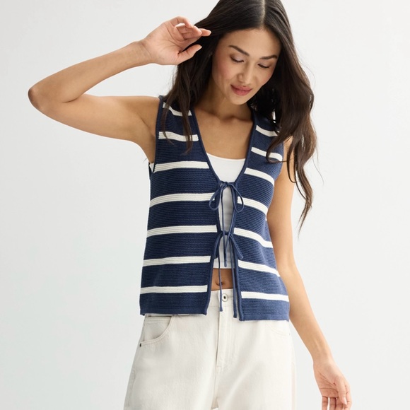 Navy and White Striped Knit Vest - Picture 1 of 7